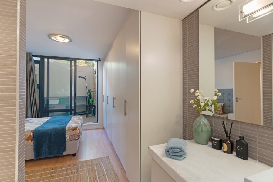 2 Bedroom Property for Sale in Gardens Western Cape